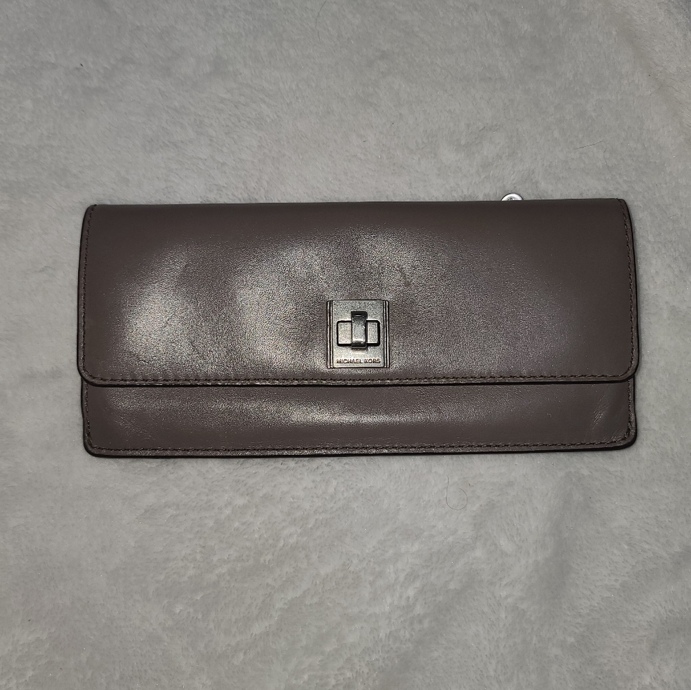 Michael Kors wallet